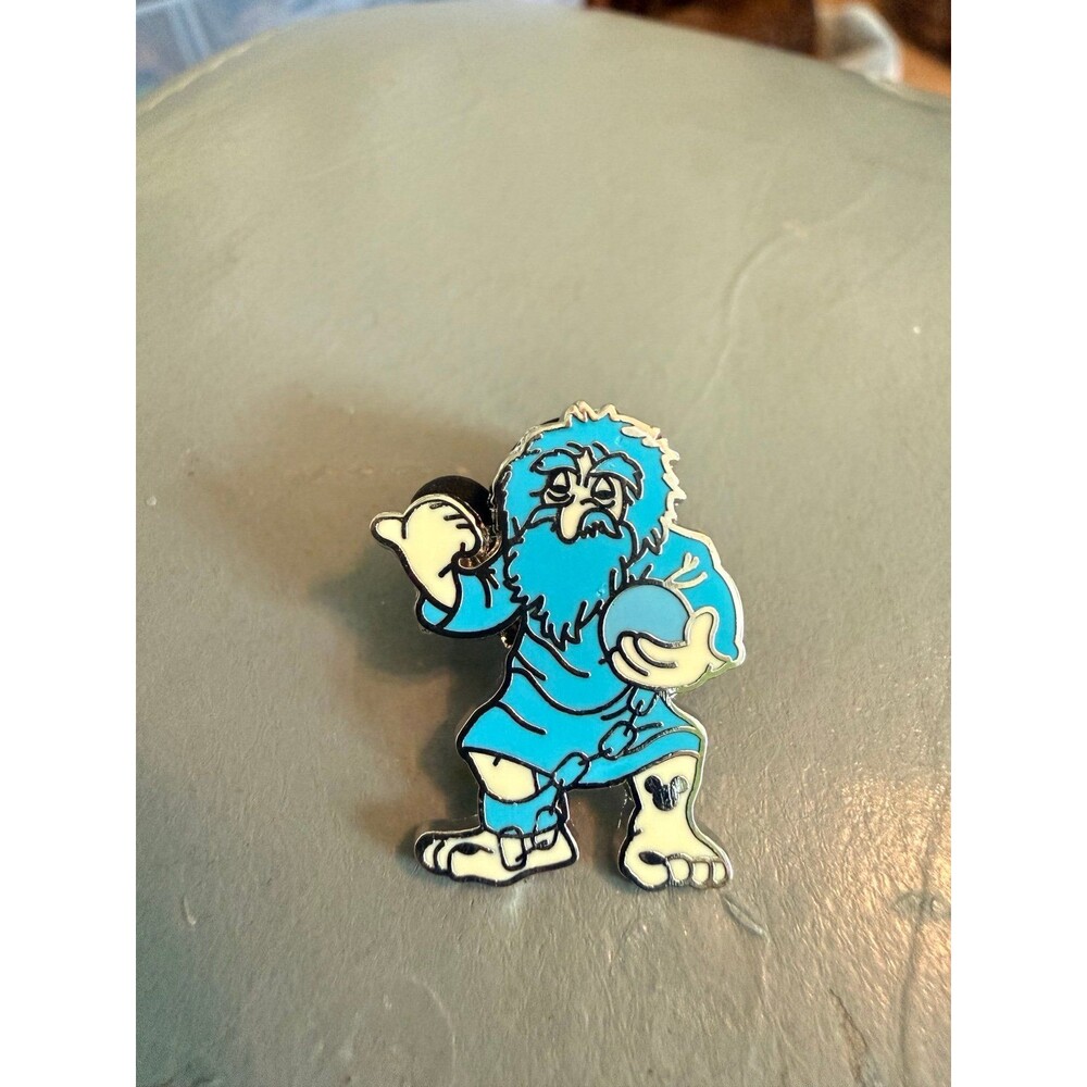Gus Ghost Haunted Mansion Hidden Mickey Collection Disney Cast Lanyard Pin